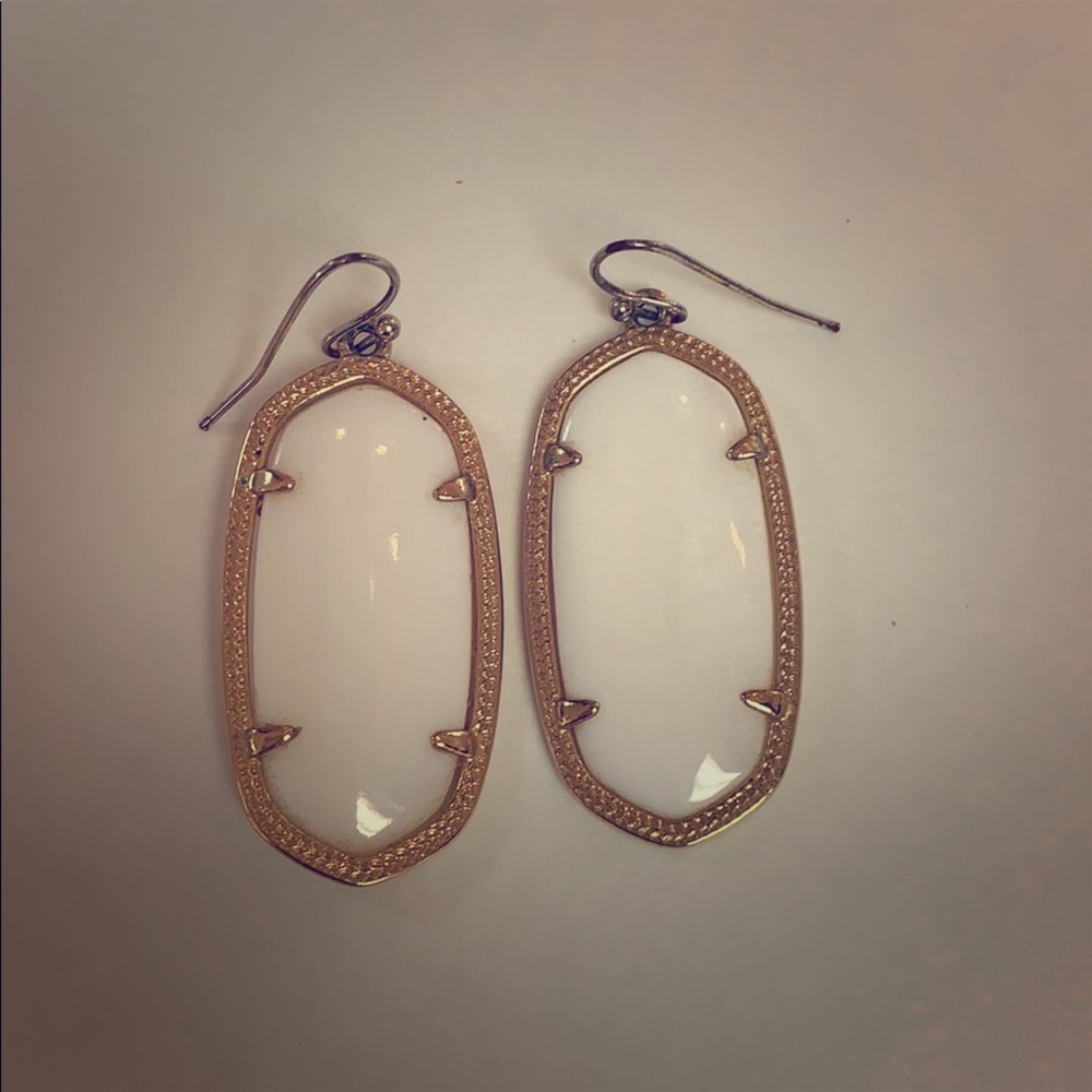 White and gold Kendra Scott earrings